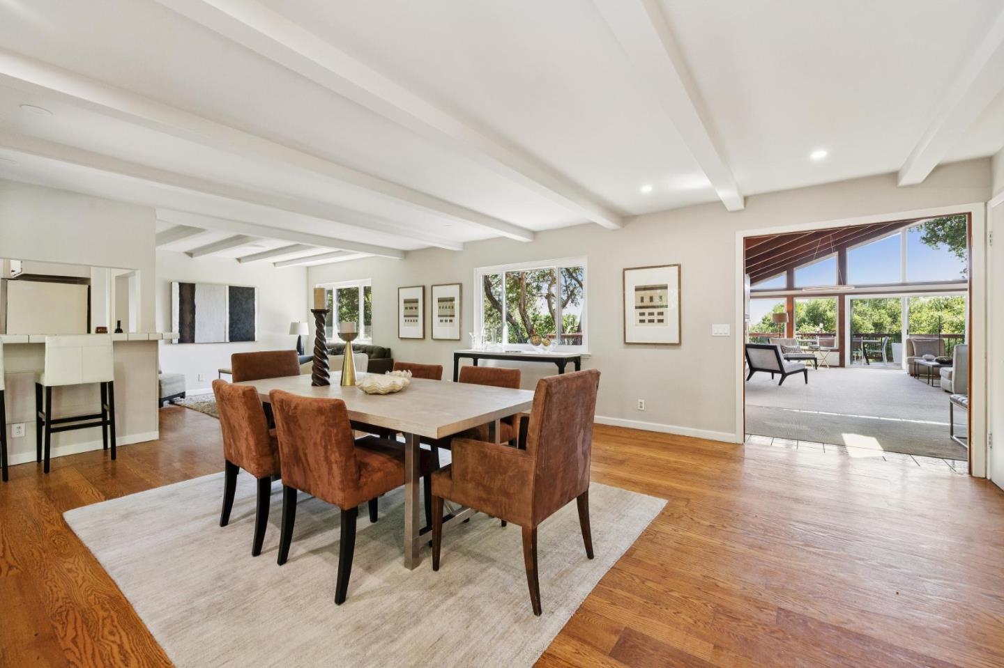 Detail Gallery Image 18 of 53 For 10605 Berkshire Dr, Los Altos Hills,  CA 94024 - 4 Beds | 3/1 Baths