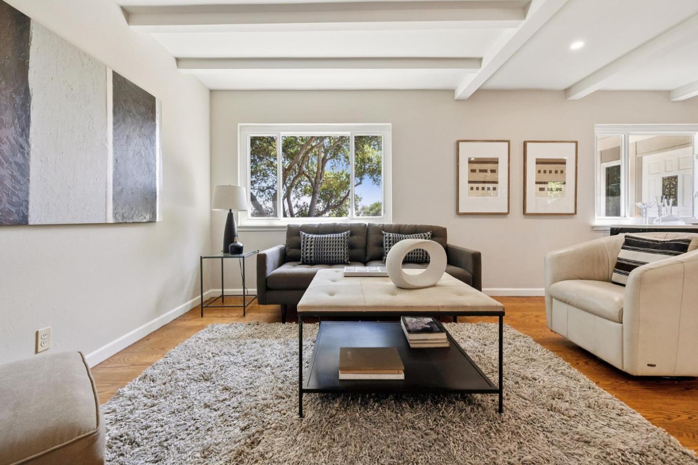 Detail Gallery Image 25 of 53 For 10605 Berkshire Dr, Los Altos Hills,  CA 94024 - 4 Beds | 3/1 Baths