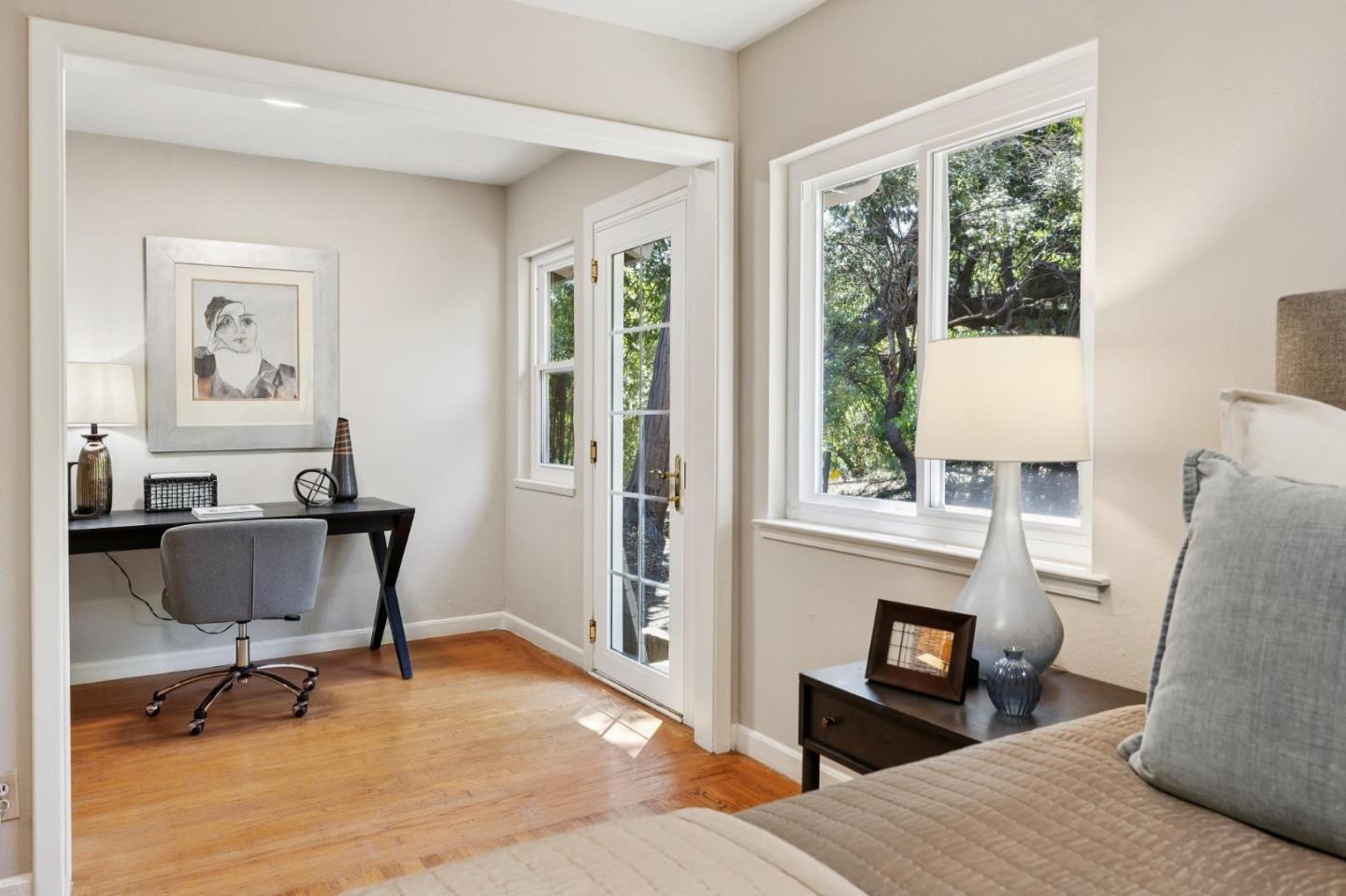 Detail Gallery Image 40 of 53 For 10605 Berkshire Dr, Los Altos Hills,  CA 94024 - 4 Beds | 3/1 Baths