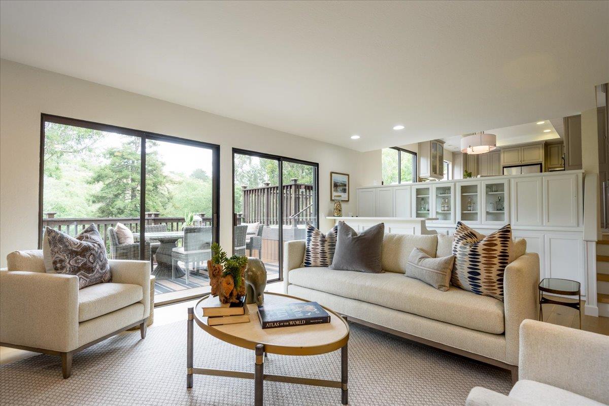 Detail Gallery Image 13 of 27 For 733 Arroyo Leon Dr, Half Moon Bay,  CA 94019 - 4 Beds | 2/1 Baths