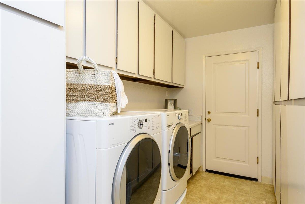 Detail Gallery Image 17 of 27 For 733 Arroyo Leon Dr, Half Moon Bay,  CA 94019 - 4 Beds | 2/1 Baths