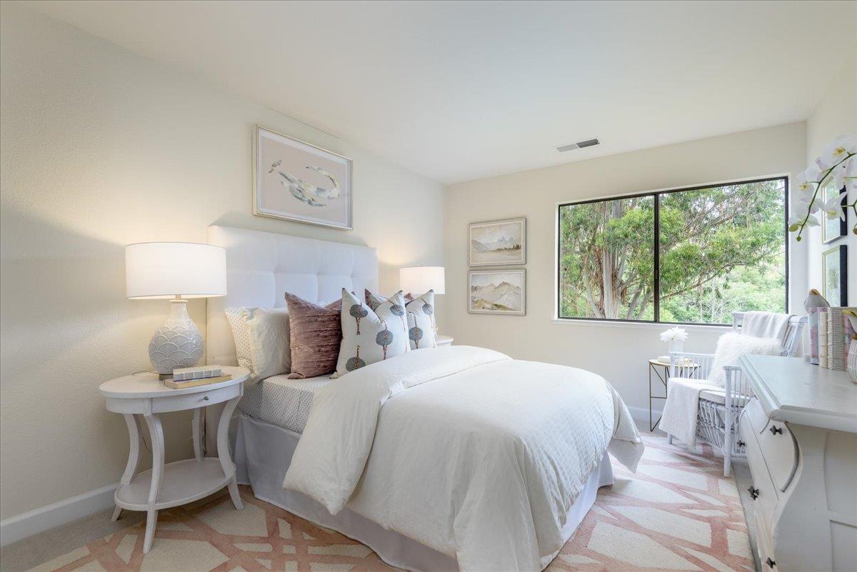 Detail Gallery Image 24 of 27 For 733 Arroyo Leon Dr, Half Moon Bay,  CA 94019 - 4 Beds | 2/1 Baths