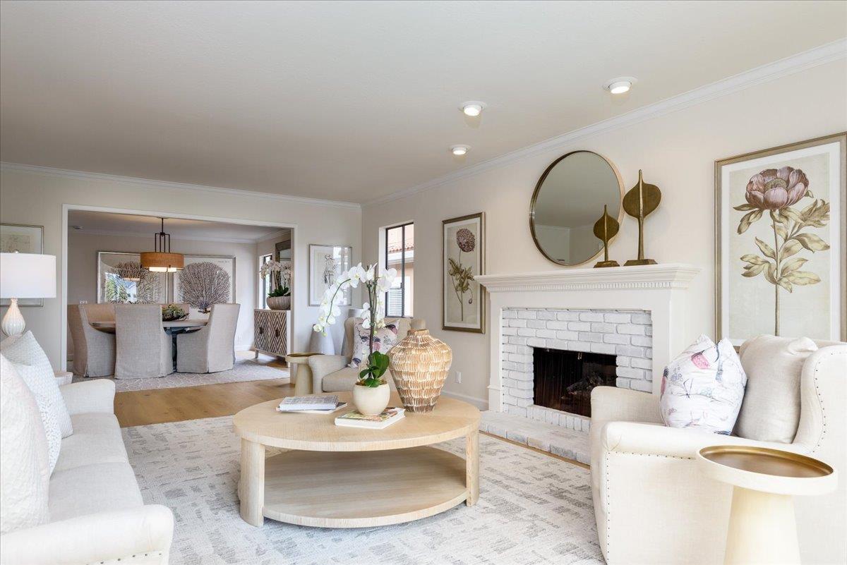 Detail Gallery Image 6 of 27 For 733 Arroyo Leon Dr, Half Moon Bay,  CA 94019 - 4 Beds | 2/1 Baths