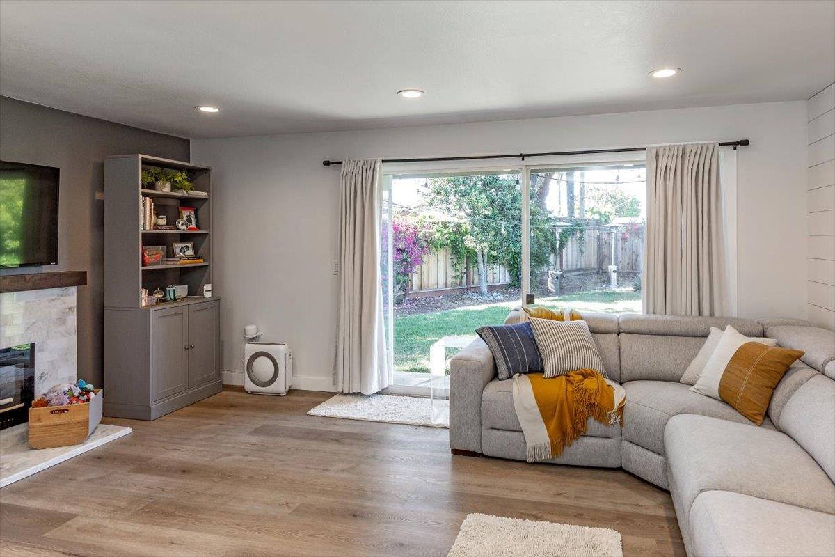 Detail Gallery Image 7 of 28 For 2725 Newhall St, Santa Clara,  CA 95050 - 3 Beds | 2 Baths