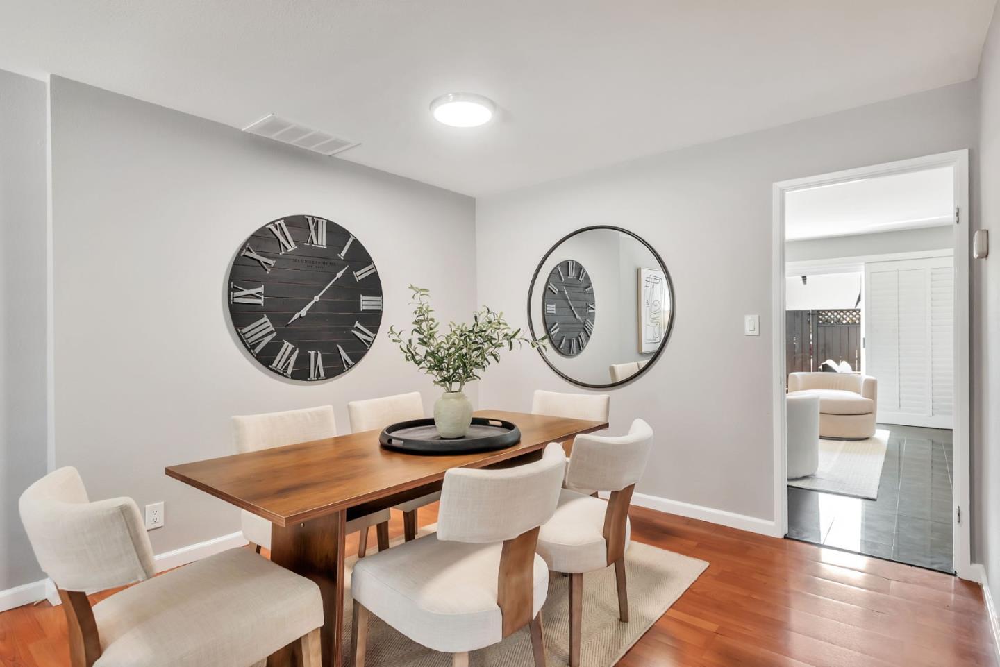 Detail Gallery Image 15 of 45 For 856 Erickson Ln, Foster City,  CA 94404 - 4 Beds | 2/1 Baths