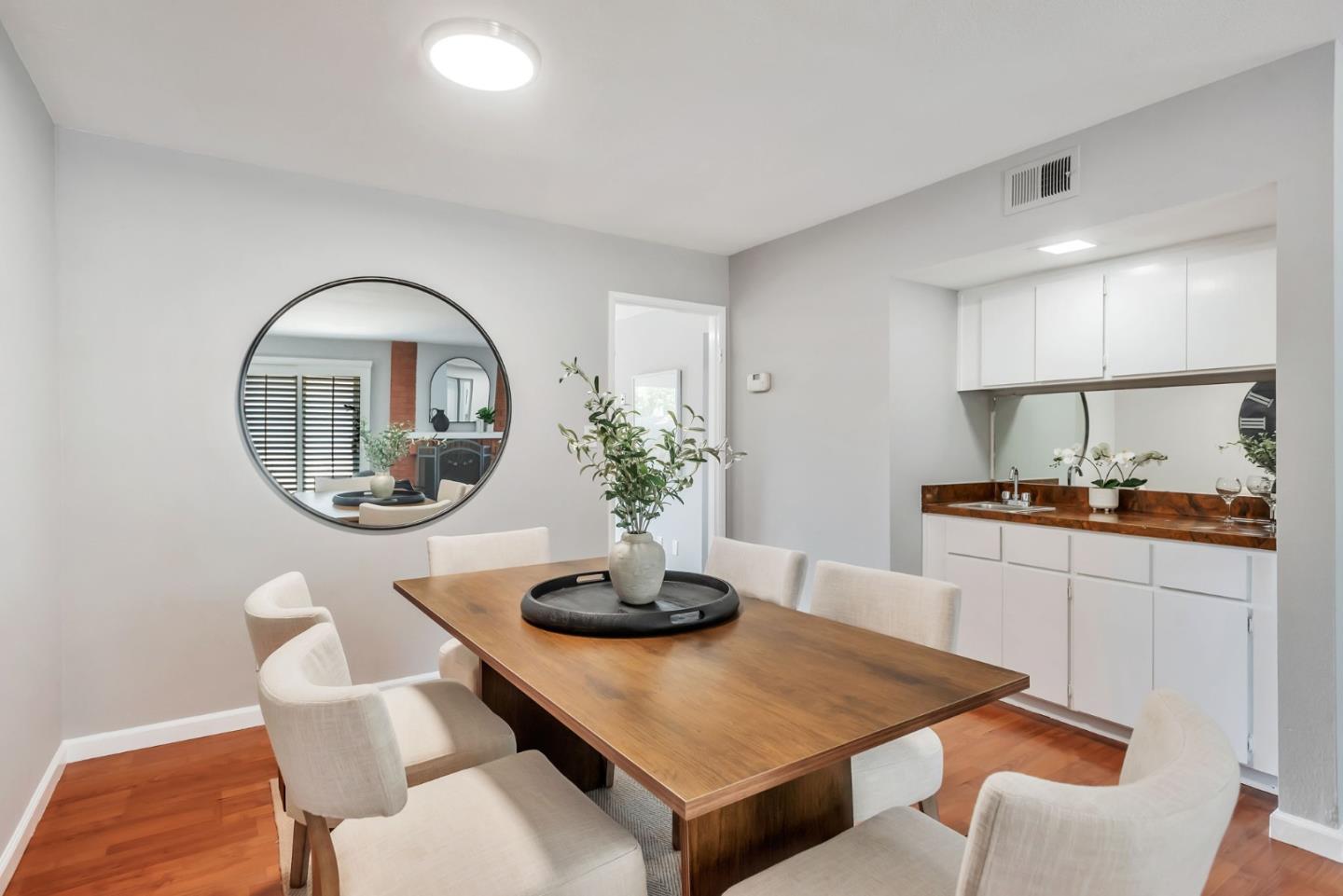 Detail Gallery Image 16 of 45 For 856 Erickson Ln, Foster City,  CA 94404 - 4 Beds | 2/1 Baths
