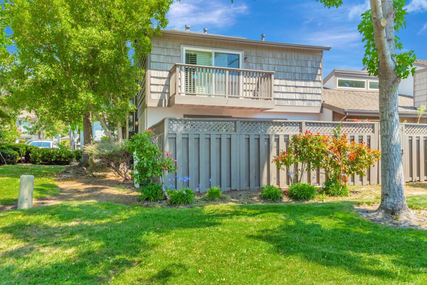 Detail Gallery Image 41 of 45 For 856 Erickson Ln, Foster City,  CA 94404 - 4 Beds | 2/1 Baths