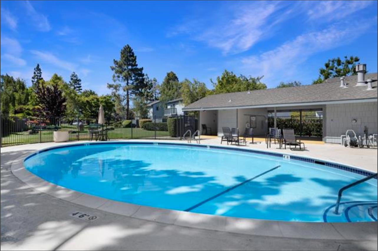 Detail Gallery Image 44 of 45 For 856 Erickson Ln, Foster City,  CA 94404 - 4 Beds | 2/1 Baths