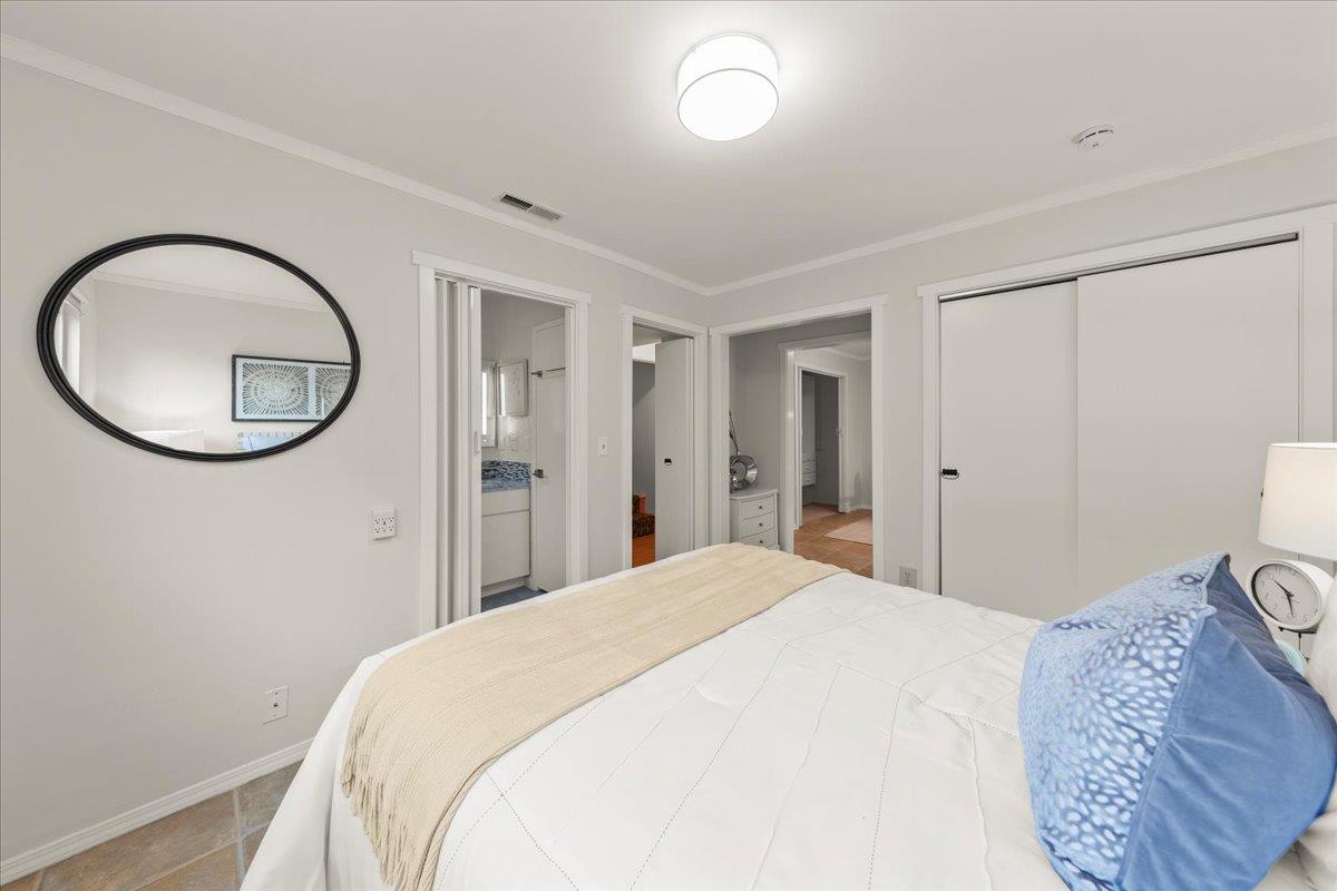 Detail Gallery Image 36 of 52 For 2204 170th Ave, Castro Valley,  CA 94546 - 4 Beds | 3 Baths