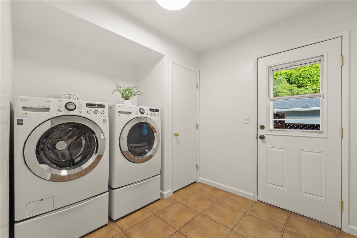 Detail Gallery Image 42 of 52 For 2204 170th Ave, Castro Valley,  CA 94546 - 4 Beds | 3 Baths