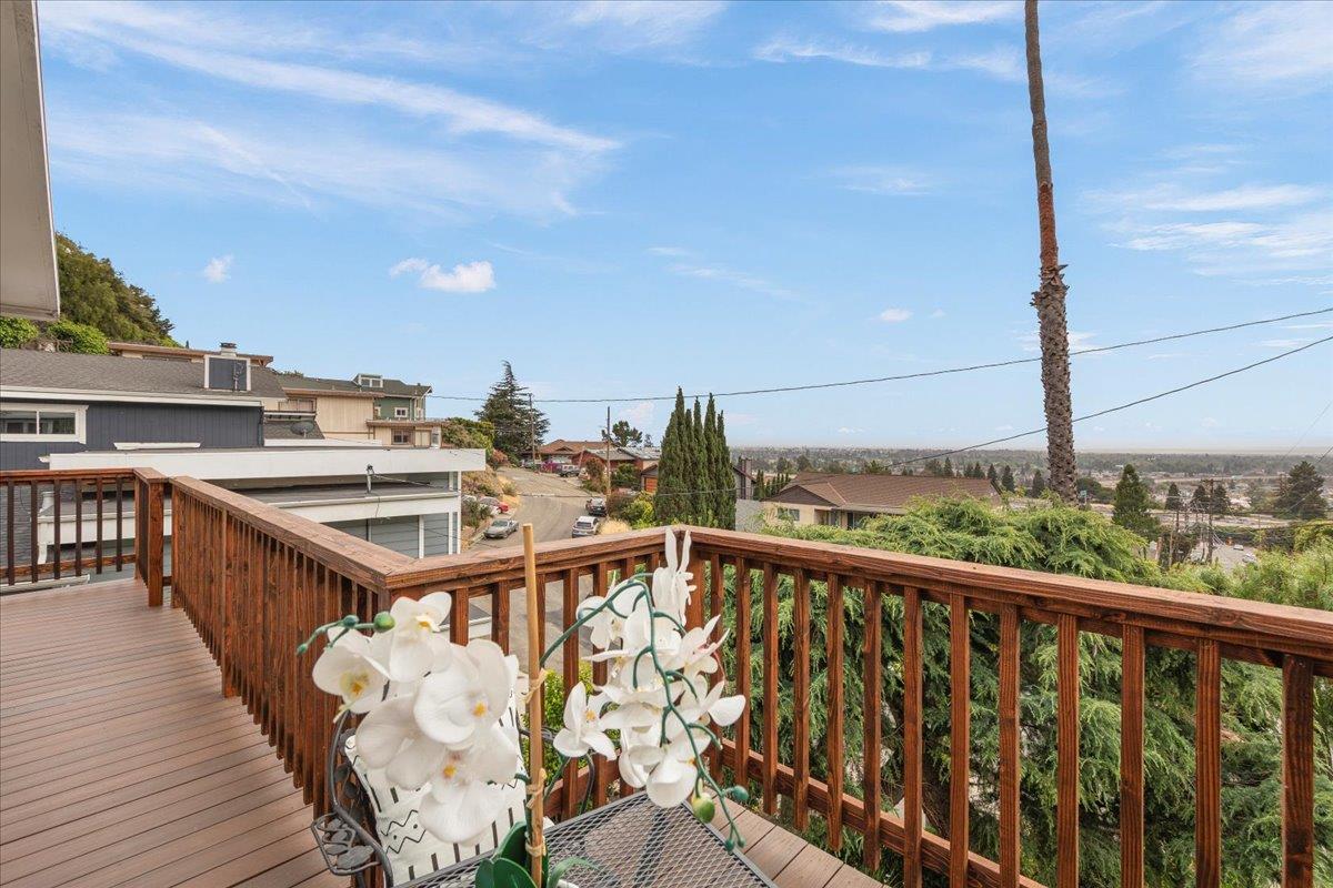 Detail Gallery Image 46 of 52 For 2204 170th Ave, Castro Valley,  CA 94546 - 4 Beds | 3 Baths