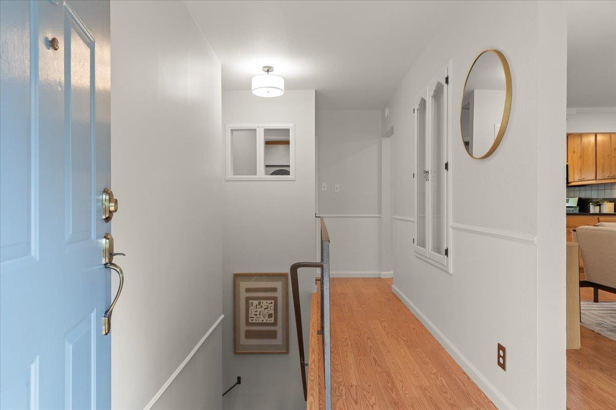 Detail Gallery Image 6 of 52 For 2204 170th Ave, Castro Valley,  CA 94546 - 4 Beds | 3 Baths
