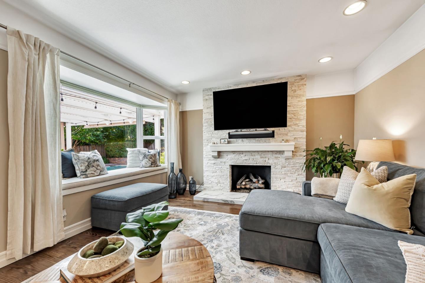 Detail Gallery Image 13 of 45 For 6555 Timberview Dr, San Jose,  CA 95120 - 4 Beds | 2 Baths