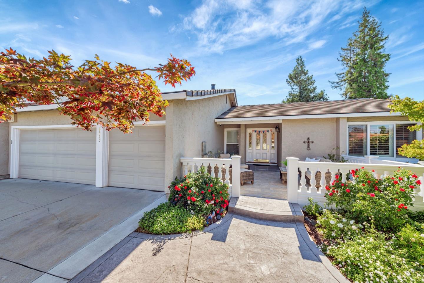 Detail Gallery Image 2 of 45 For 6555 Timberview Dr, San Jose,  CA 95120 - 4 Beds | 2 Baths