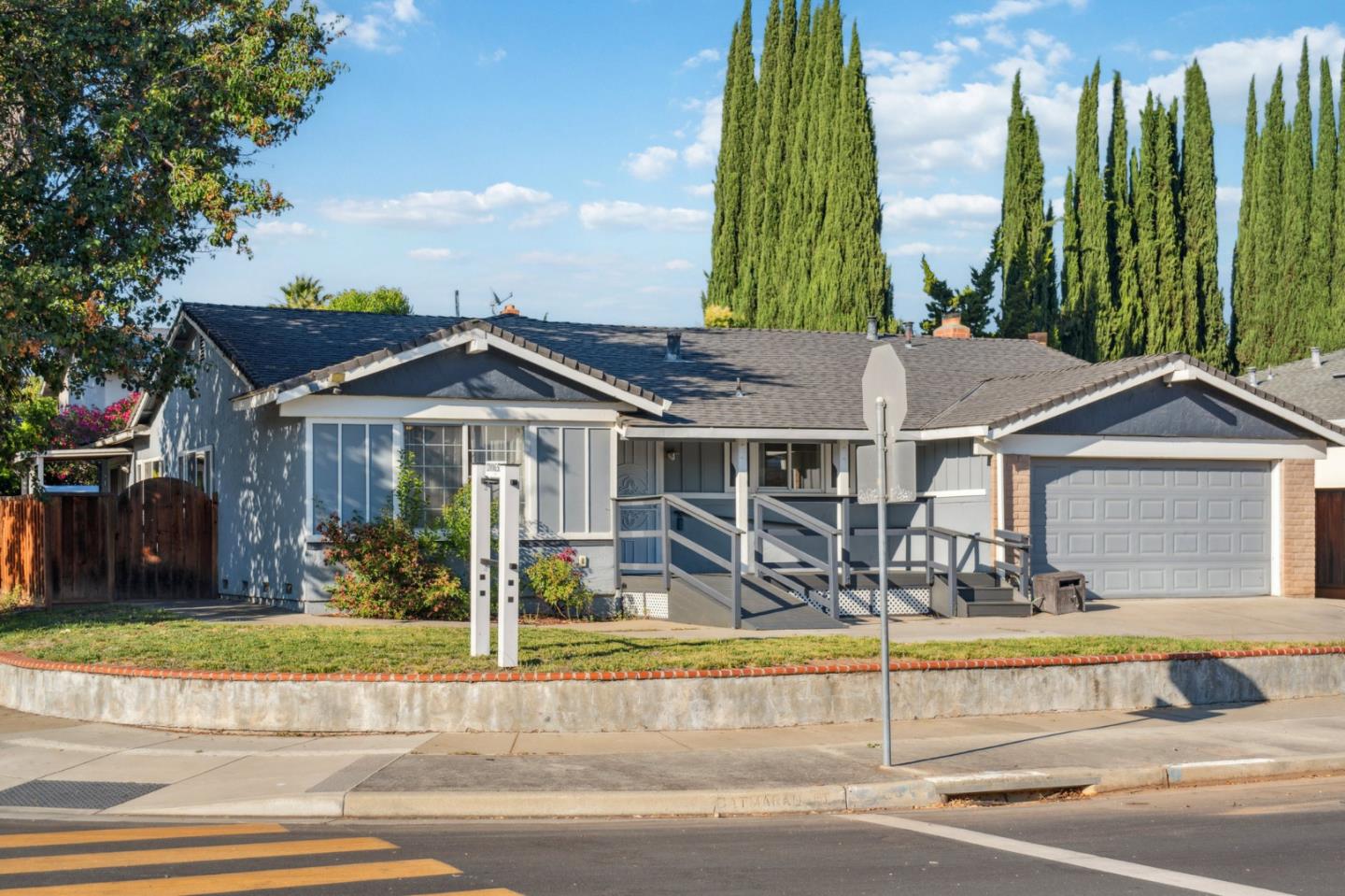 Detail Gallery Image 2 of 32 For 6624 Catamaran St, San Jose,  CA 95119 - 4 Beds | 2 Baths