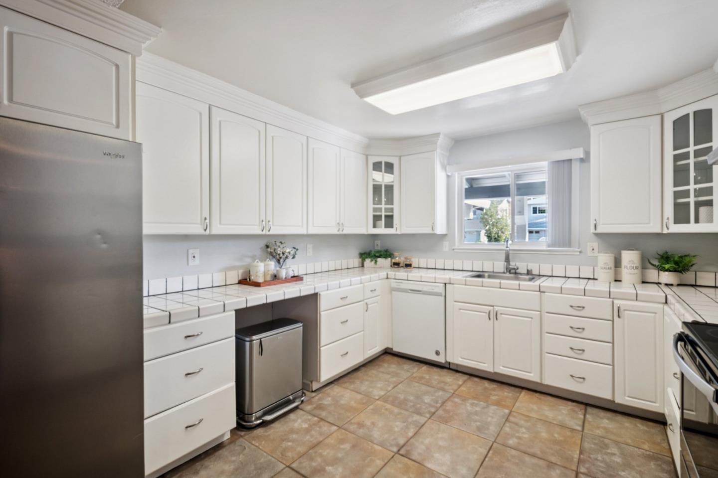 Detail Gallery Image 9 of 32 For 6624 Catamaran St, San Jose,  CA 95119 - 4 Beds | 2 Baths