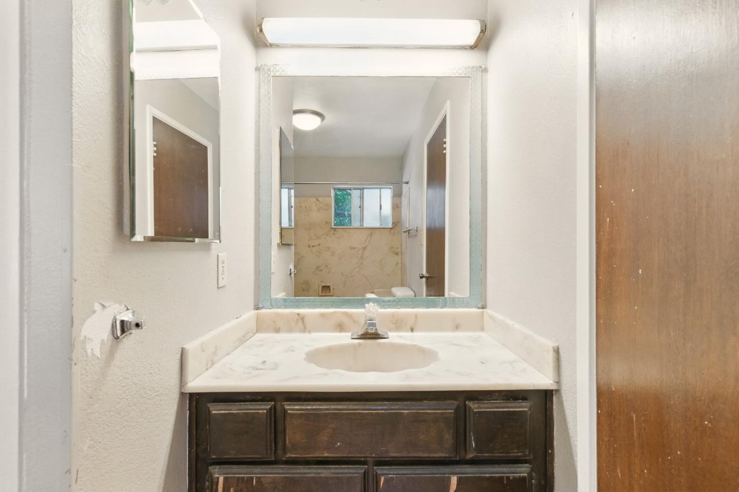 Detail Gallery Image 16 of 34 For 295 S 19th St, San Jose,  CA 95116 - 3 Beds | 1 Baths