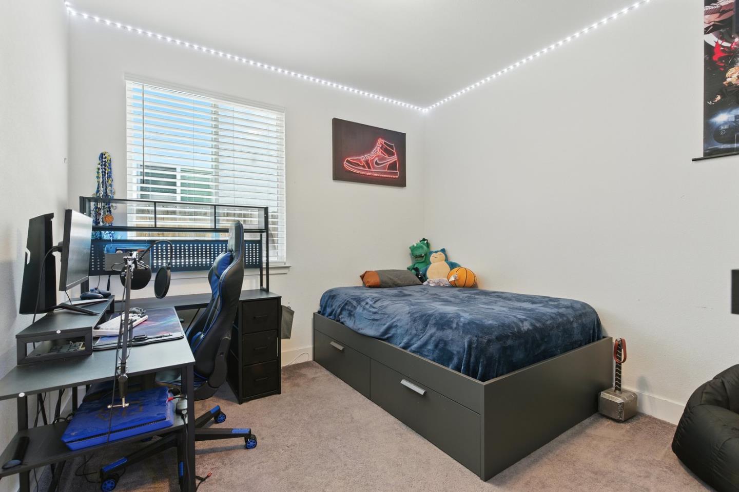 Detail Gallery Image 16 of 25 For 1659 Dolomite Dr, Los Banos,  CA 93635 - 4 Beds | 2 Baths
