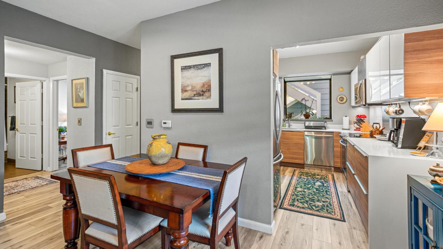 Detail Gallery Image 9 of 34 For 2600 Oak Rd #190,  Walnut Creek,  CA 94597 - 2 Beds | 2 Baths