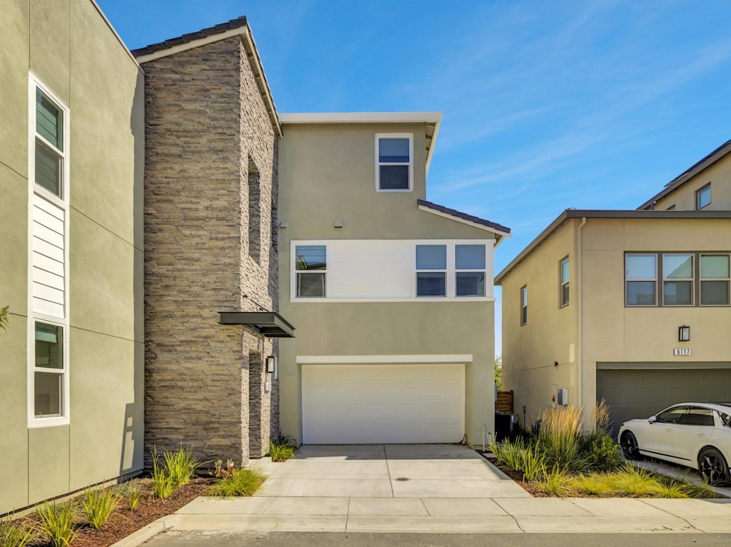 Detail Gallery Image 2 of 65 For 6123 Sandpiper Rd, Dublin,  CA 94568 - 5 Beds | 4 Baths