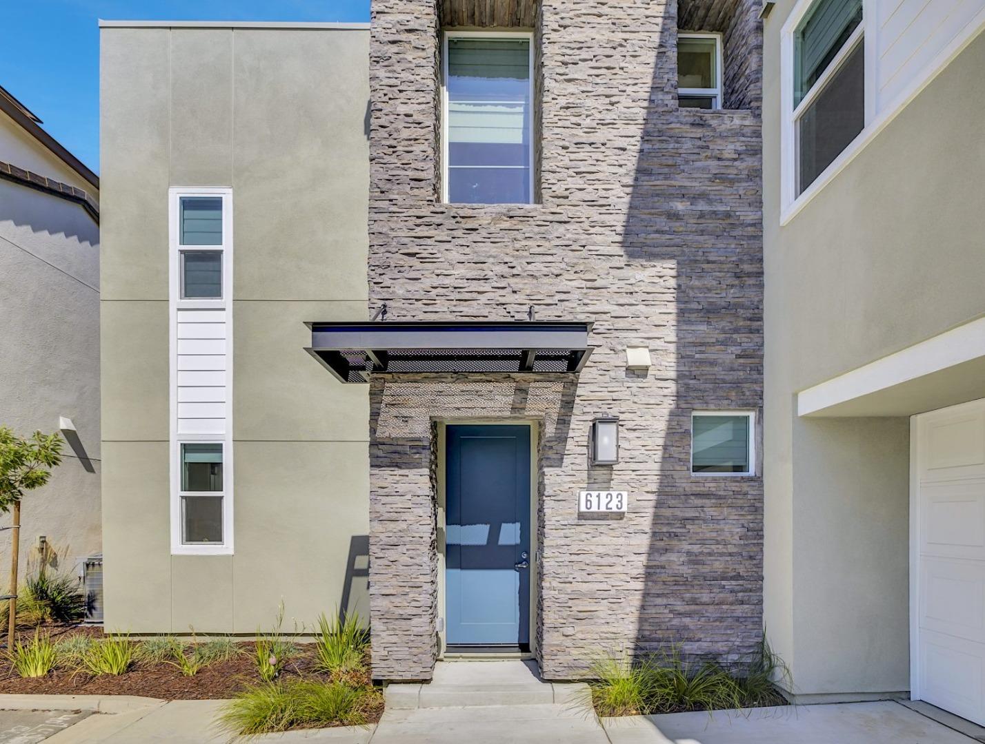 Detail Gallery Image 3 of 65 For 6123 Sandpiper Rd, Dublin,  CA 94568 - 5 Beds | 4 Baths