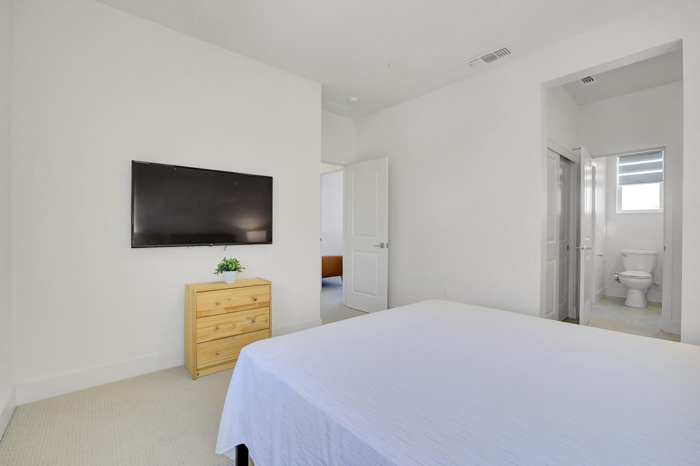 Detail Gallery Image 31 of 65 For 6123 Sandpiper Rd, Dublin,  CA 94568 - 5 Beds | 4 Baths