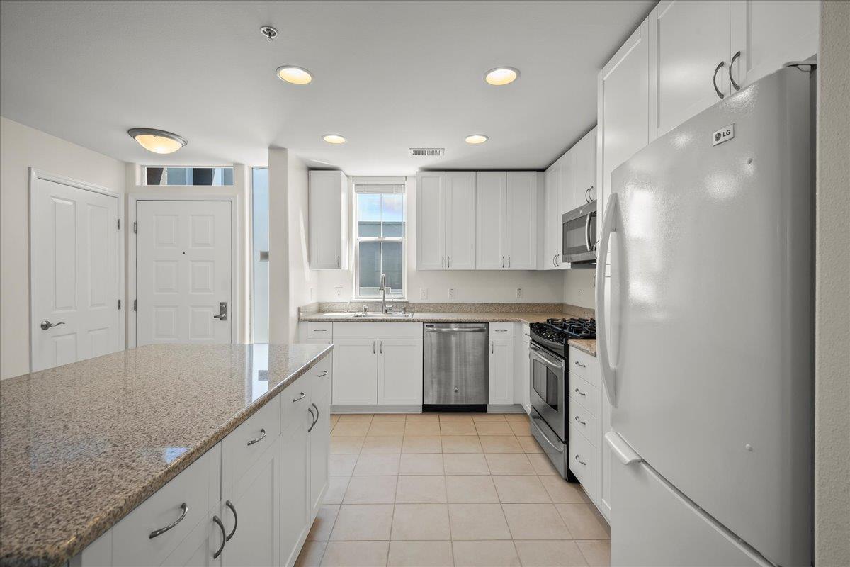 Detail Gallery Image 10 of 16 For 3901 Lick Mill Blvd #458,  Santa Clara,  CA 95054 - 1 Beds | 1 Baths