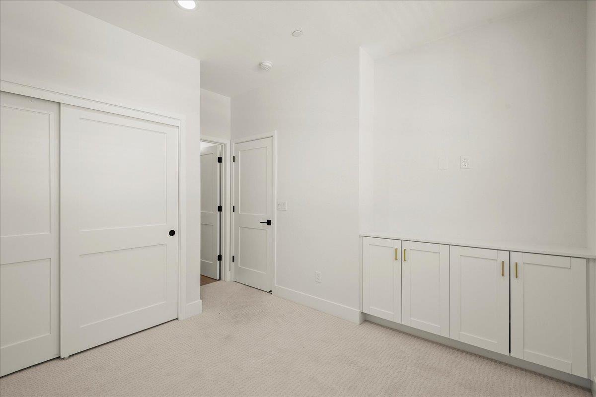 Detail Gallery Image 18 of 25 For 224 Carroll St #8,  Sunnyvale,  CA 94086 - 3 Beds | 2/1 Baths