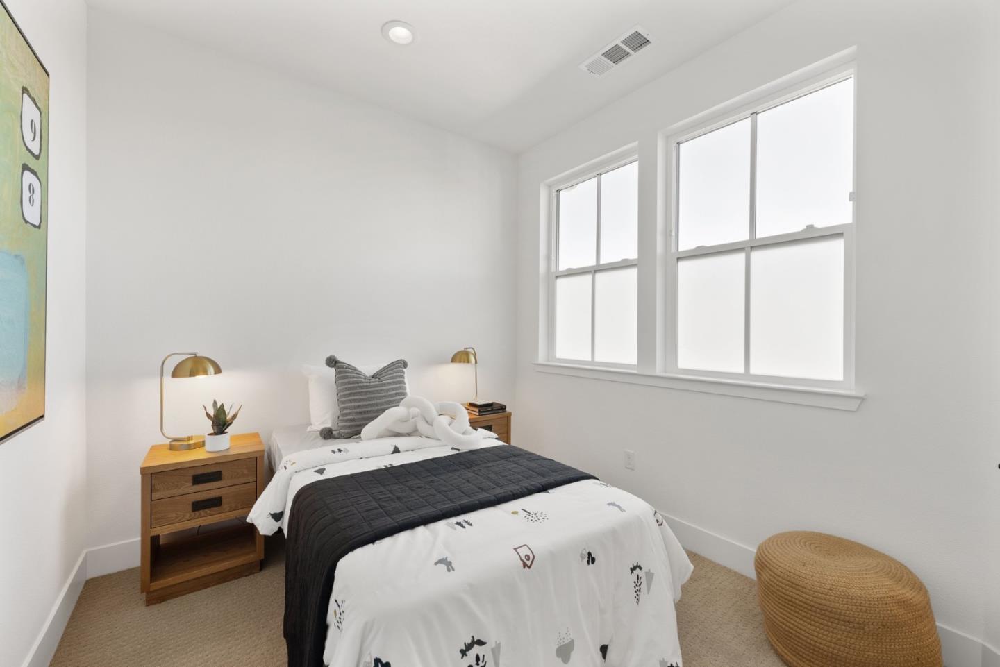 Detail Gallery Image 18 of 29 For 222 Carroll St #3,  Sunnyvale,  CA 94086 - 3 Beds | 2/1 Baths