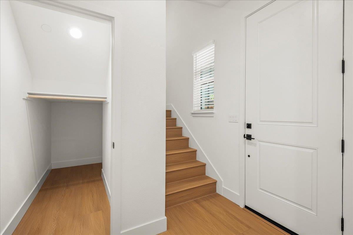 Detail Gallery Image 23 of 30 For 224 Carroll St #2,  Sunnyvale,  CA 94086 - 3 Beds | 2/1 Baths