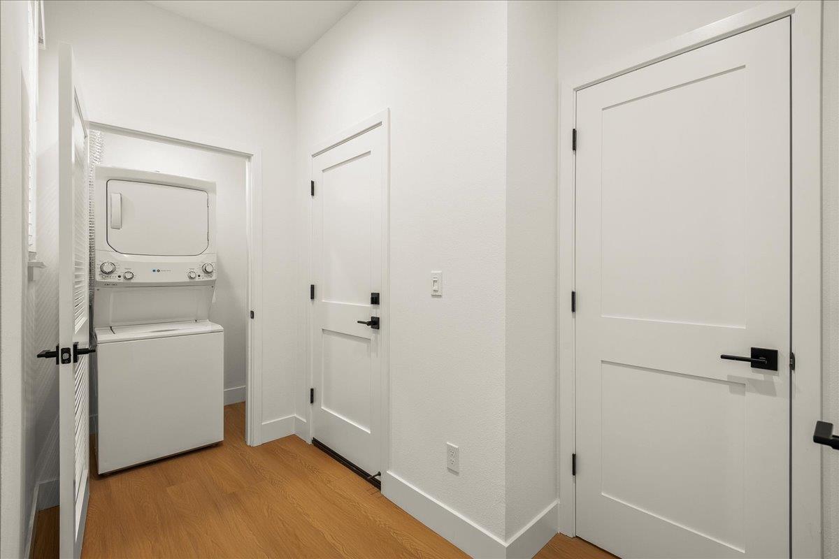 Detail Gallery Image 25 of 30 For 224 Carroll St #2,  Sunnyvale,  CA 94086 - 3 Beds | 2/1 Baths