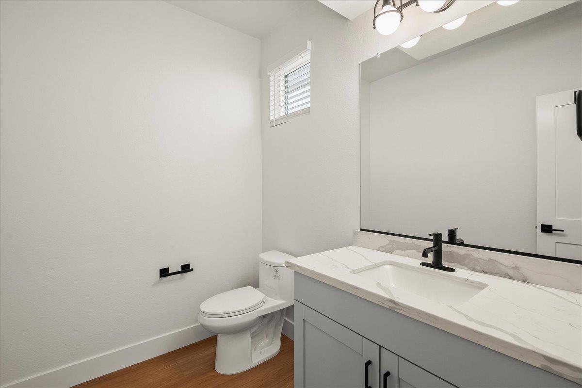 Detail Gallery Image 16 of 31 For 224 Carroll St #7,  Sunnyvale,  CA 94086 - 3 Beds | 2/1 Baths