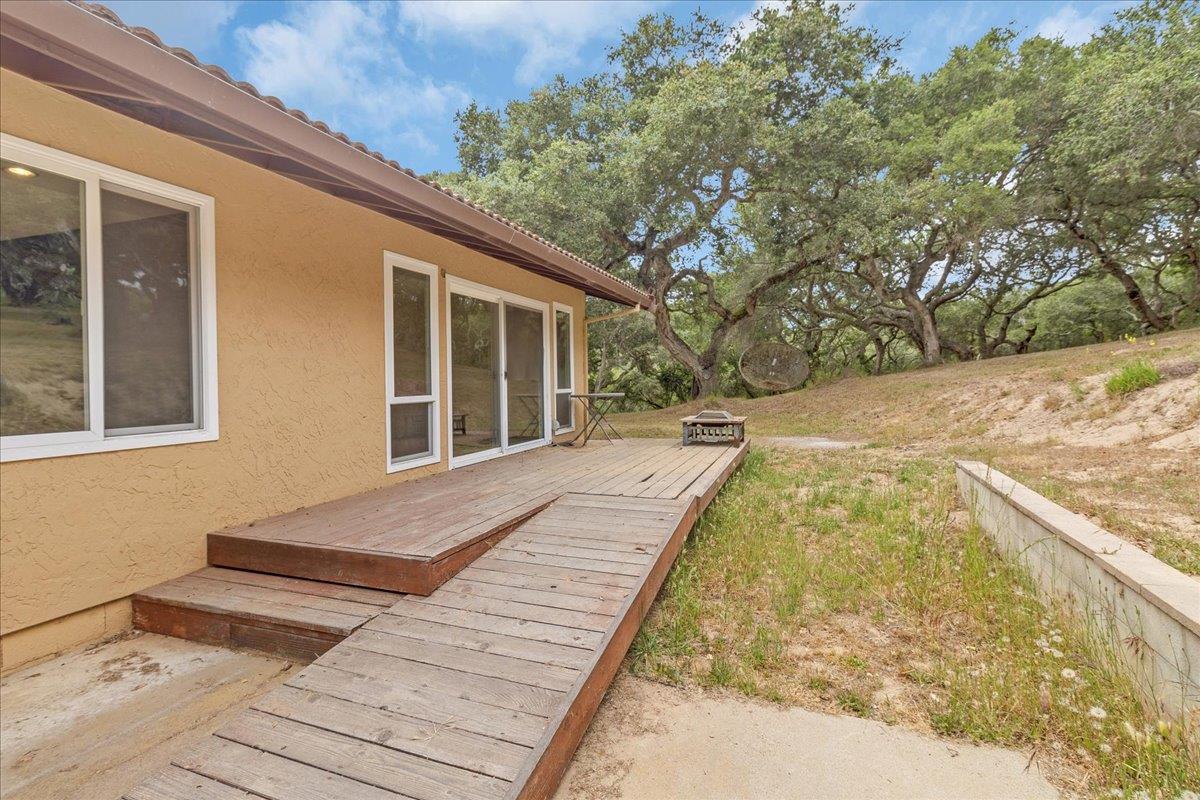 Detail Gallery Image 38 of 41 For 19515 Vierra Canyon Rd, Salinas,  CA 93907 - 4 Beds | 2/1 Baths