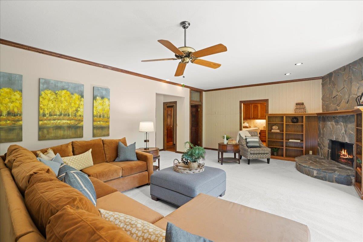 Detail Gallery Image 17 of 44 For 13217 Padero Ct, Saratoga,  CA 95070 - 5 Beds | 4/1 Baths