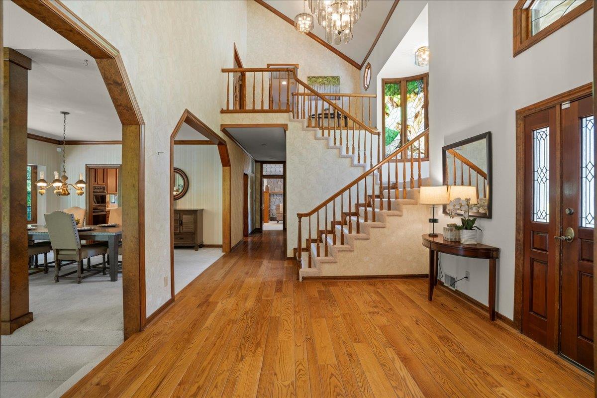 Detail Gallery Image 5 of 44 For 13217 Padero Ct, Saratoga,  CA 95070 - 5 Beds | 4/1 Baths