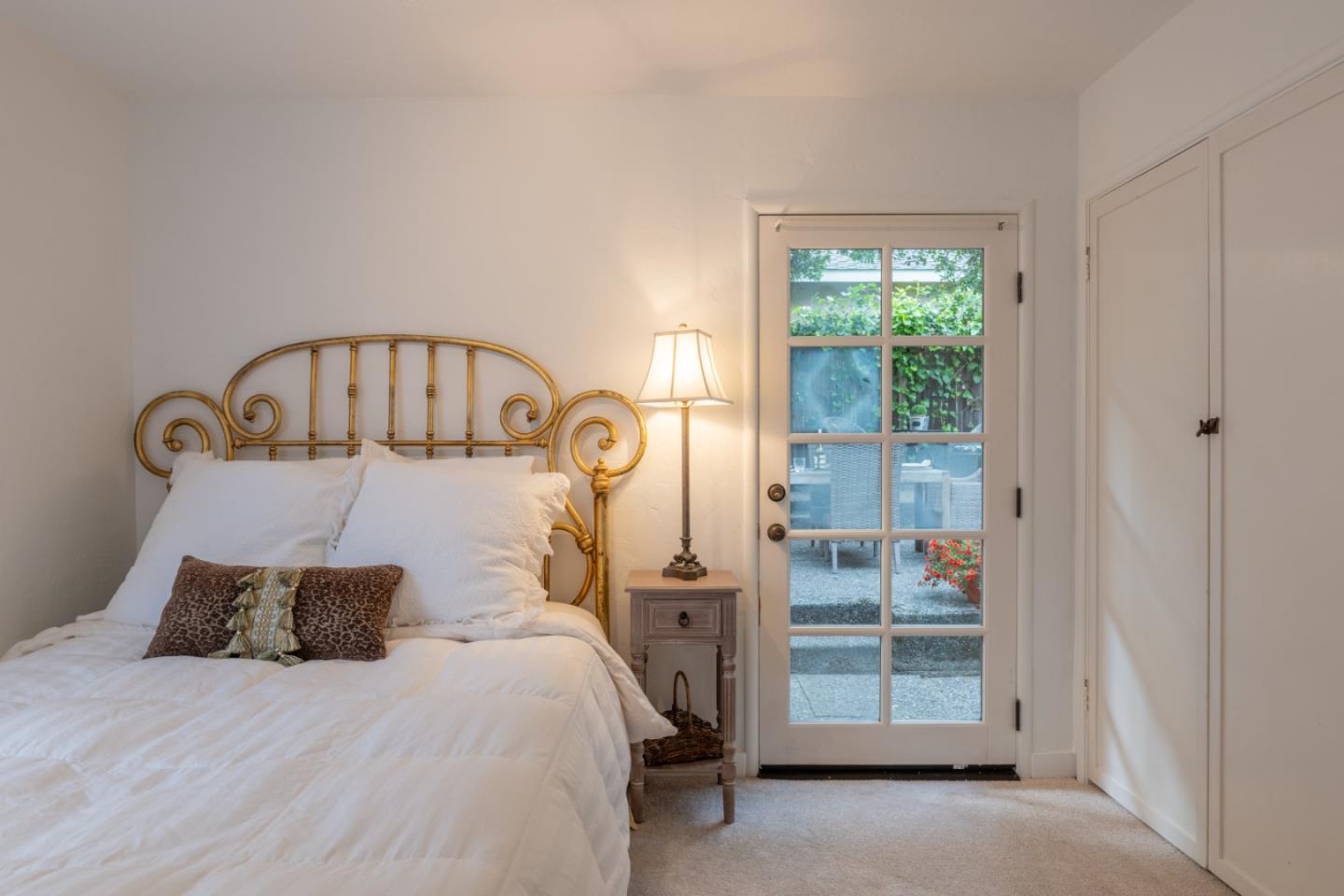 Detail Gallery Image 15 of 23 For 2ne Ocean and Guadalupe Ave, Carmel,  CA 93923 - 1 Beds | 1 Baths