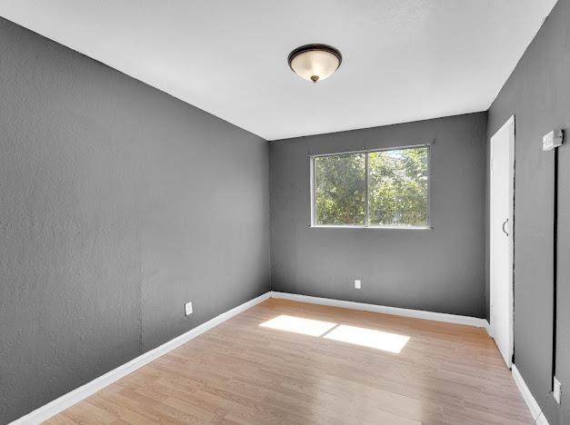 Detail Gallery Image 12 of 25 For 1453 Whitton Ave, San Jose,  CA 95116 - 4 Beds | 2 Baths