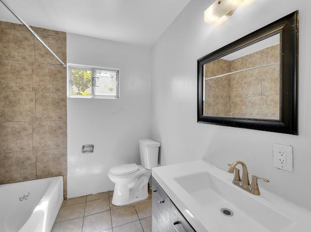 Detail Gallery Image 14 of 25 For 1453 Whitton Ave, San Jose,  CA 95116 - 4 Beds | 2 Baths