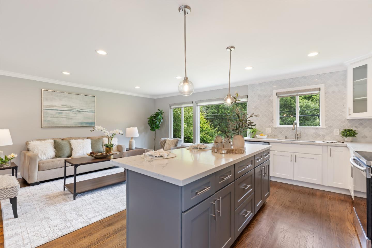 Detail Gallery Image 12 of 47 For 1540 Claremont Dr, San Bruno,  CA 94066 - 4 Beds | 3 Baths