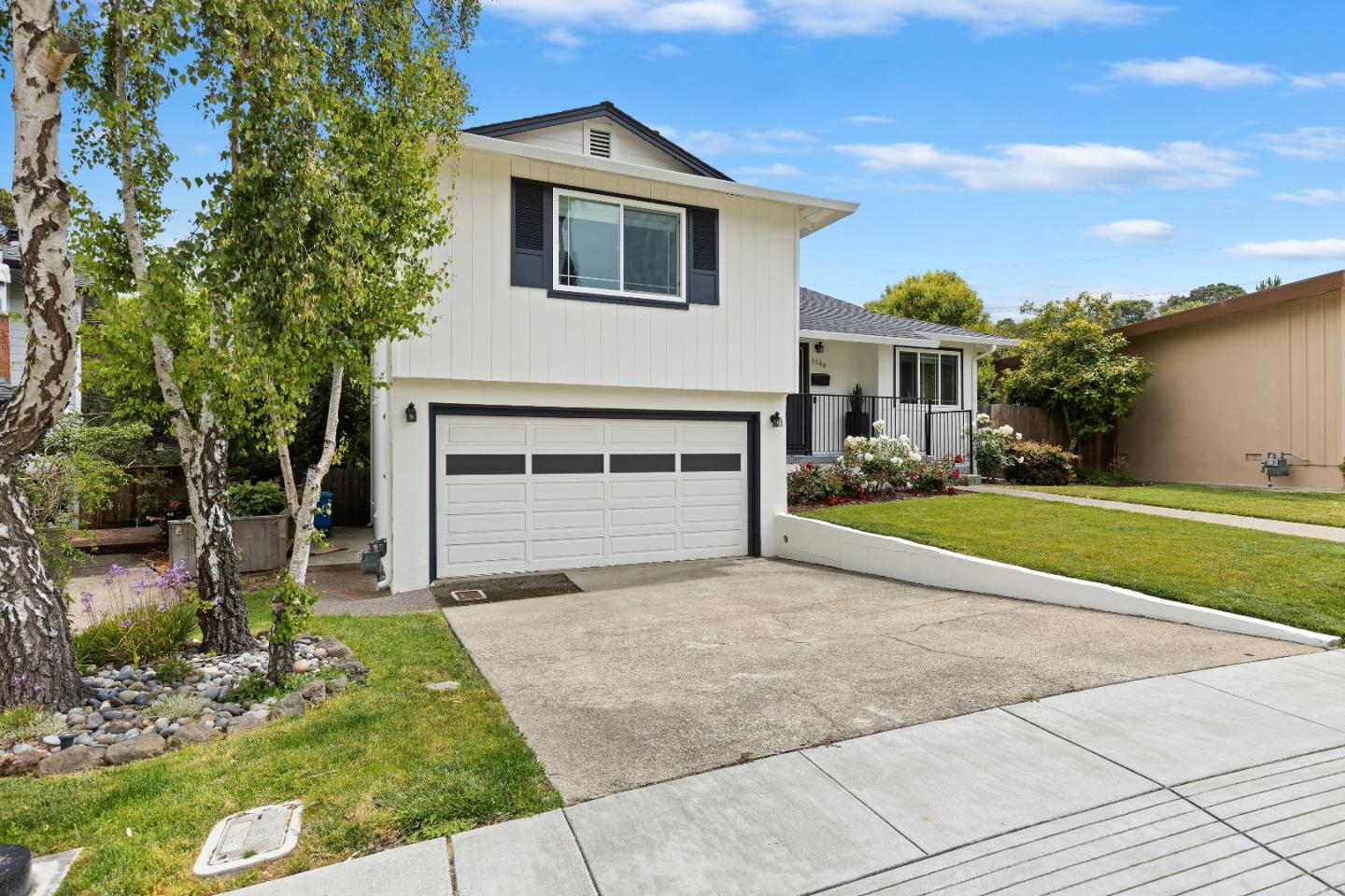Detail Gallery Image 2 of 47 For 1540 Claremont Dr, San Bruno,  CA 94066 - 4 Beds | 3 Baths