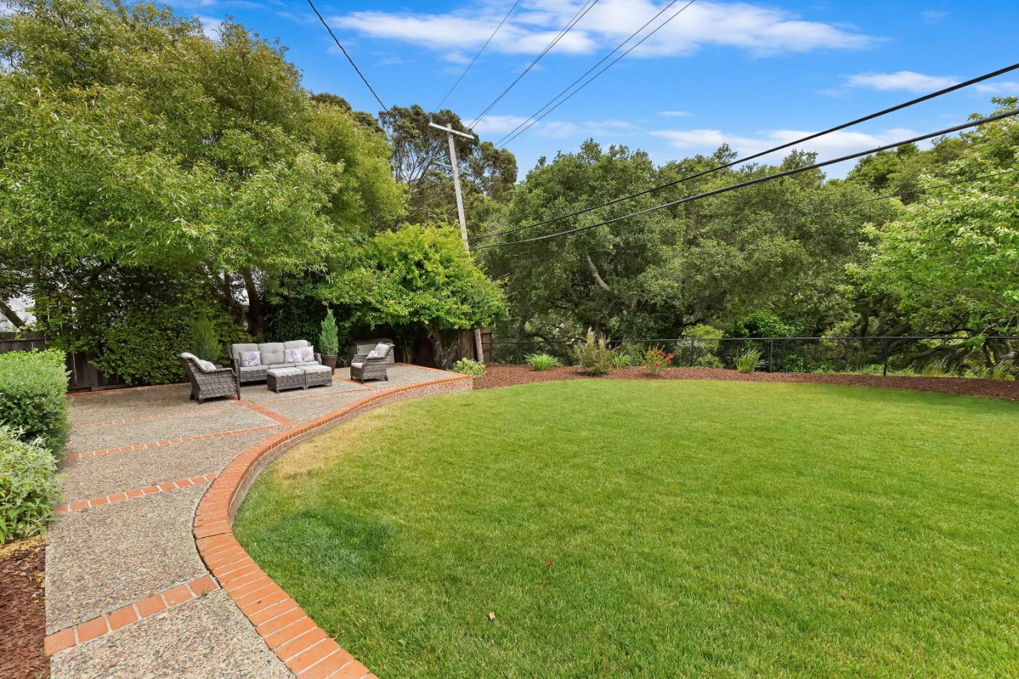 Detail Gallery Image 32 of 47 For 1540 Claremont Dr, San Bruno,  CA 94066 - 4 Beds | 3 Baths