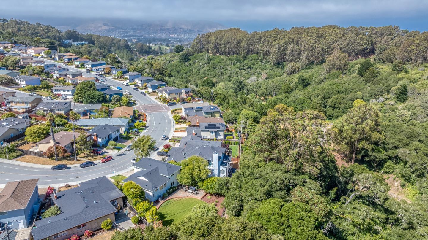 Detail Gallery Image 45 of 47 For 1540 Claremont Dr, San Bruno,  CA 94066 - 4 Beds | 3 Baths