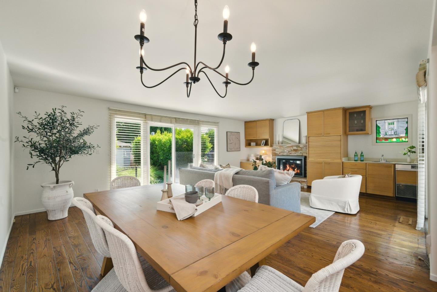 Detail Gallery Image 22 of 59 For 263 W Oakwood Blvd, Redwood City,  CA 94061 - 3 Beds | 2 Baths