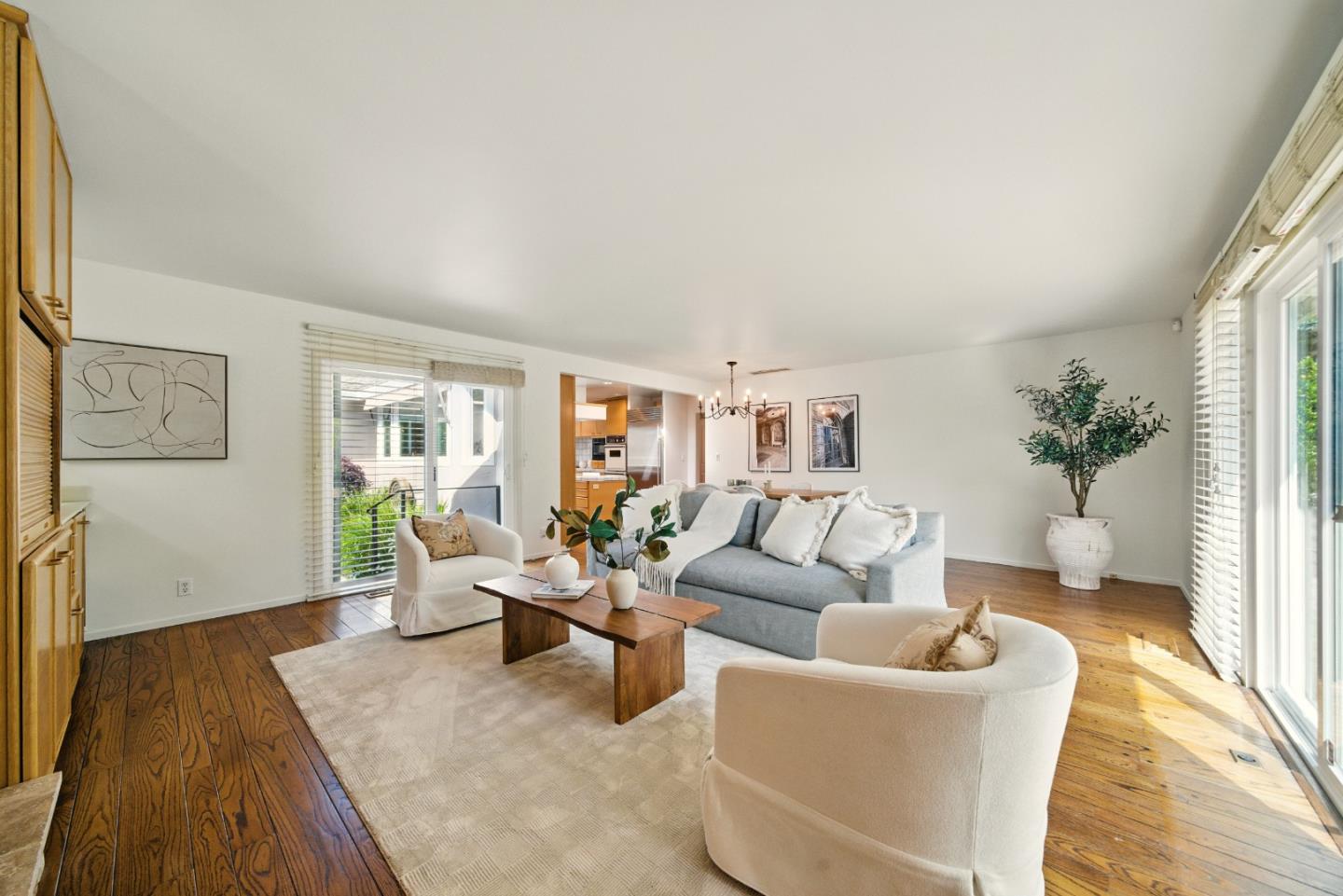 Detail Gallery Image 24 of 59 For 263 W Oakwood Blvd, Redwood City,  CA 94061 - 3 Beds | 2 Baths