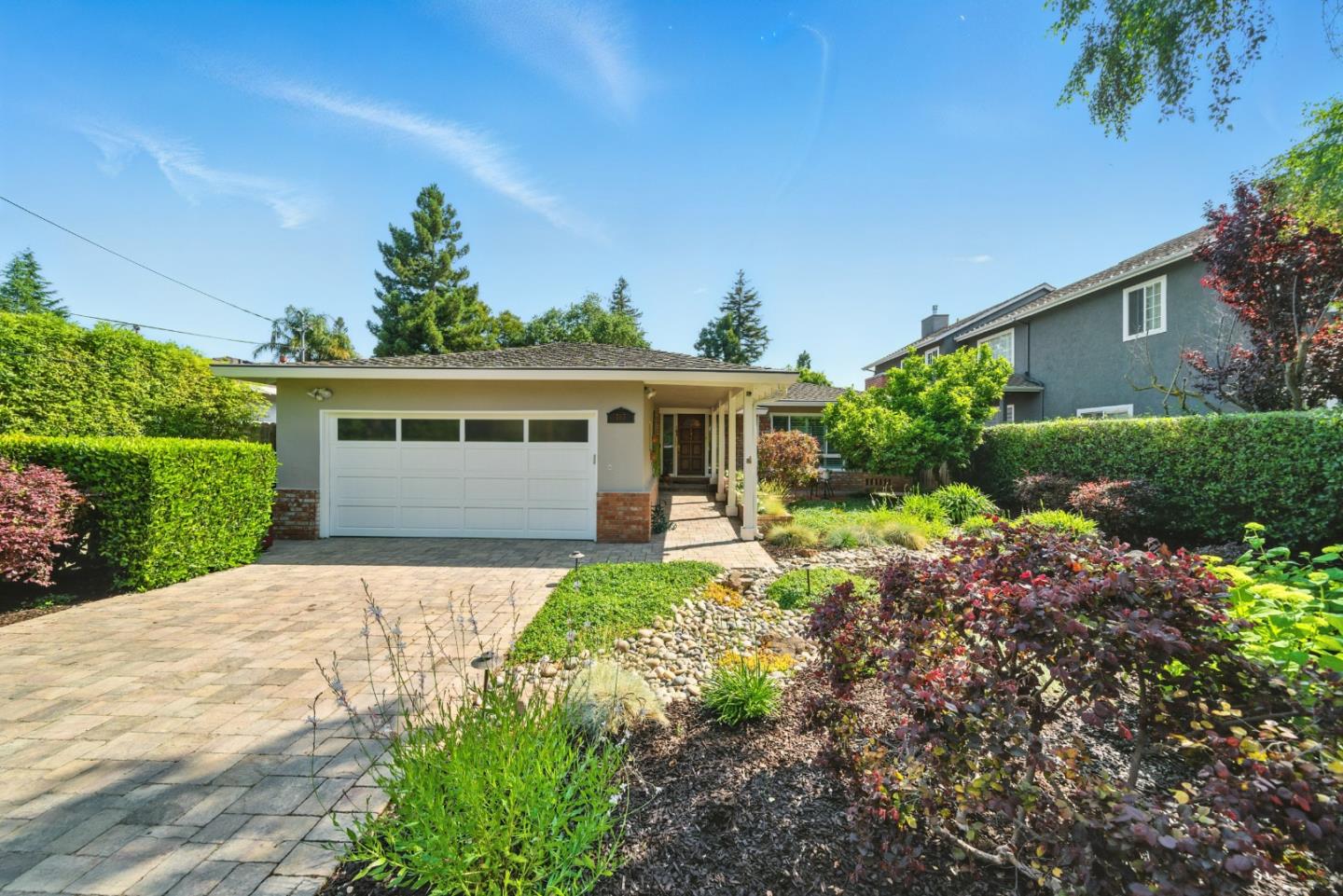 Detail Gallery Image 4 of 59 For 263 W Oakwood Blvd, Redwood City,  CA 94061 - 3 Beds | 2 Baths