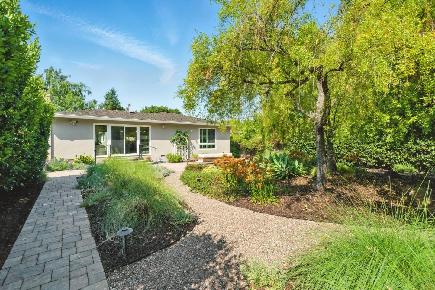 Detail Gallery Image 44 of 59 For 263 W Oakwood Blvd, Redwood City,  CA 94061 - 3 Beds | 2 Baths