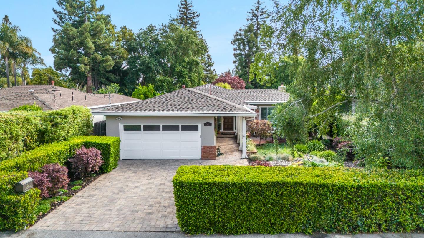 Detail Gallery Image 54 of 59 For 263 W Oakwood Blvd, Redwood City,  CA 94061 - 3 Beds | 2 Baths