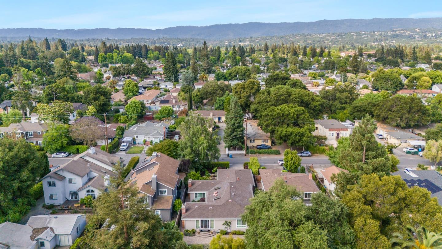 Detail Gallery Image 57 of 59 For 263 W Oakwood Blvd, Redwood City,  CA 94061 - 3 Beds | 2 Baths