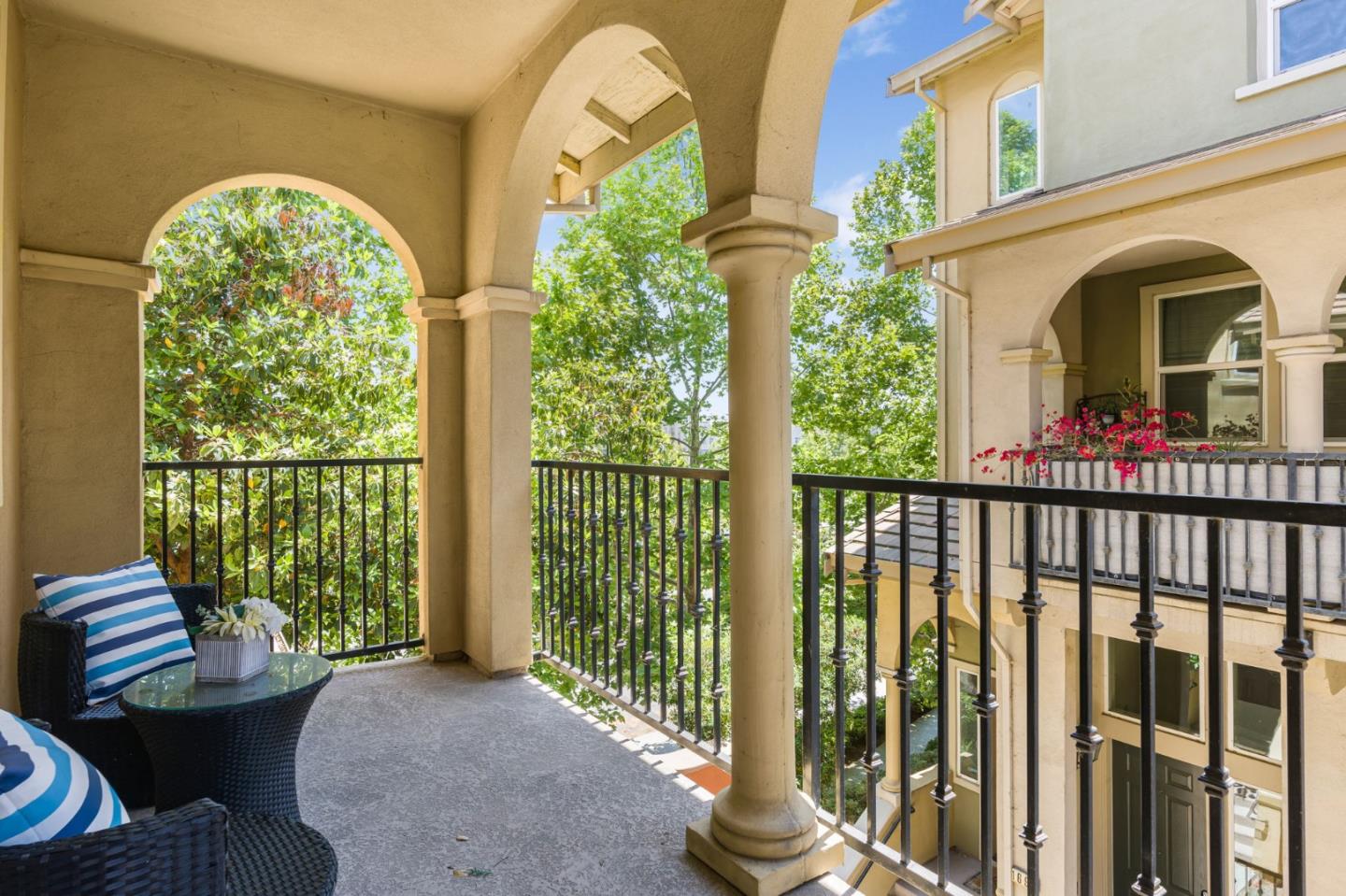 Detail Gallery Image 11 of 53 For 1688 Lee Way, Milpitas,  CA 95035 - 3 Beds | 3 Baths