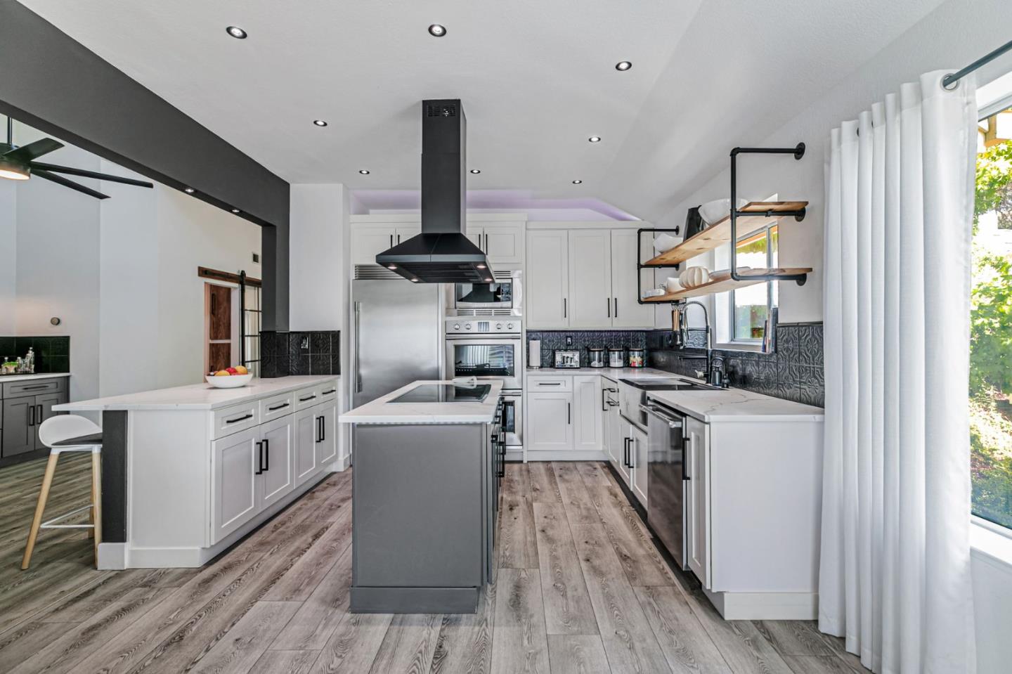 Detail Gallery Image 18 of 65 For 7723 Kilmarnok Dr, San Jose,  CA 95135 - 2 Beds | 2 Baths